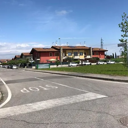 公寓 La Casa Di Leo *
