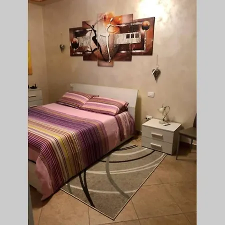 La Casa Di Leo Appartement *