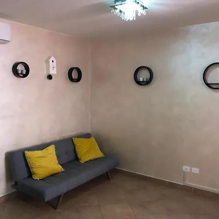 La Casa Di Leo